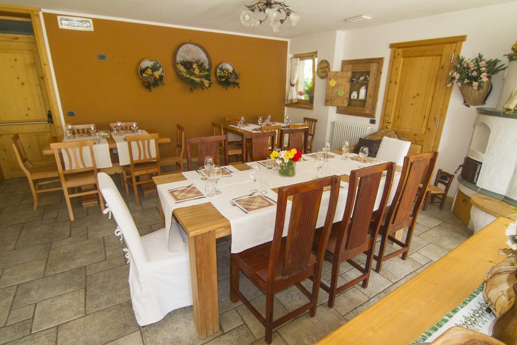 Agriturismo Raethia Isolaccia Exterior photo