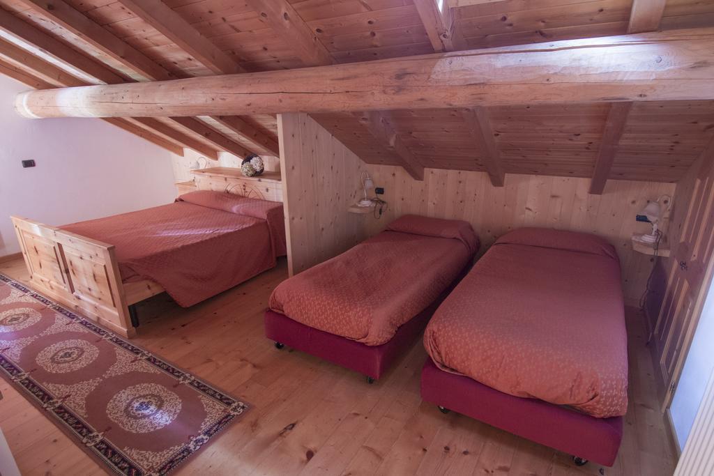 Agriturismo Raethia Isolaccia Exterior photo